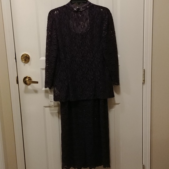 Alex evening 2 Piece Mother of the Bride eggplant evening wear size 14 - Picture 5 of 16